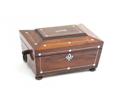 A Regency rosewood and