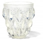 A Ren Lalique opalescent glass