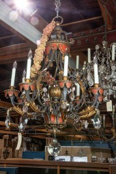 A RENAISSANCE STYLE CONTINENTA