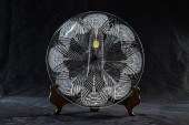 A RENE LALIQUE FROSTED AND CLE