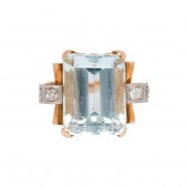 A RETRO AQUAMARINE, DIAMOND AN