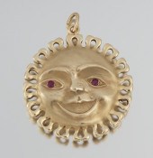 A Reversible Vintage 14k Gold