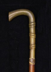 A rhinoceros horn handled mala