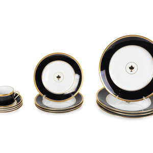 A Richard Ginori Porcelain Part