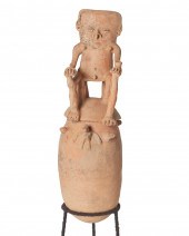 A RIO MAGDALENA CERAMIC URNA R
