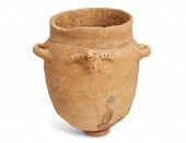 A RIO MAGDALENA CERAMIC URNA R