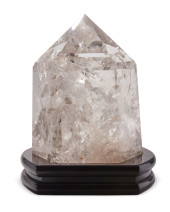 A ROCK CRYSTAL SPECIMEN<br>A r