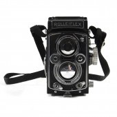 A ROLLEIFLEX 2.8F TLR CAMERA W