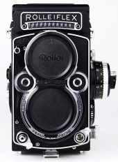 A ROLLEIFLEX 2.8F TLR CAMERA W