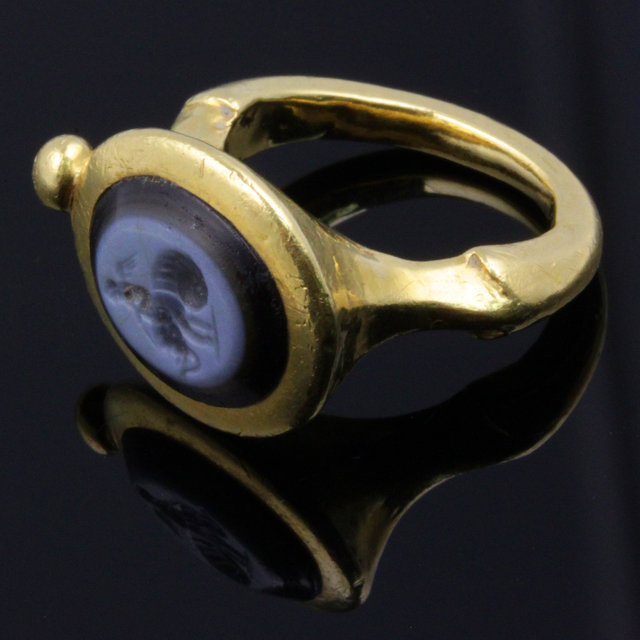 A Roman nicolo intaglio in a
