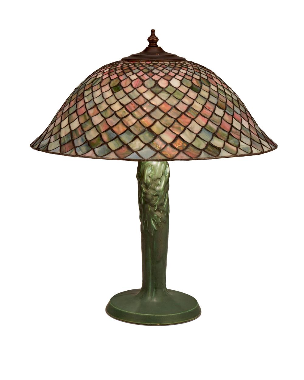 A ROOKWOOD POTTERY LAMPA Rookwood
