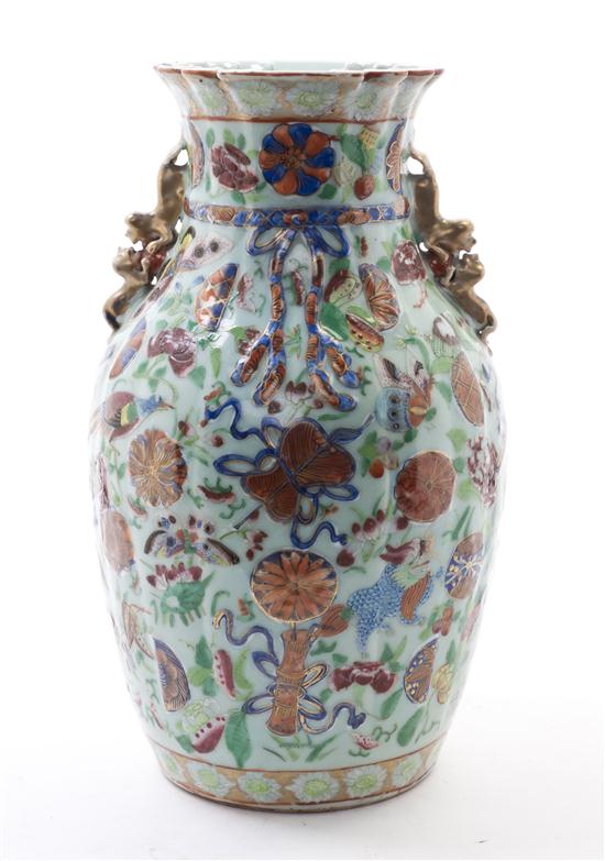 A Rose Medallion Baluster Vase