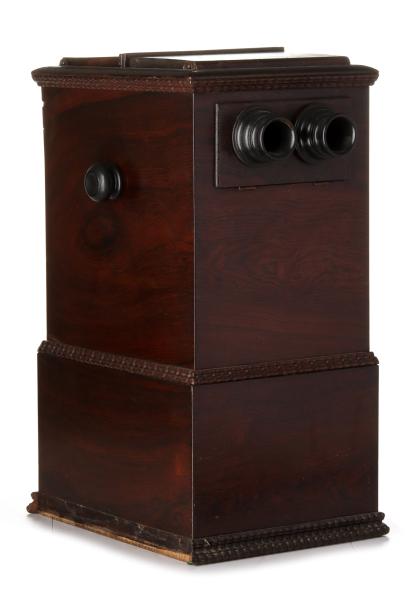 A ROSEWOOD TABLETOP STEREO CARD