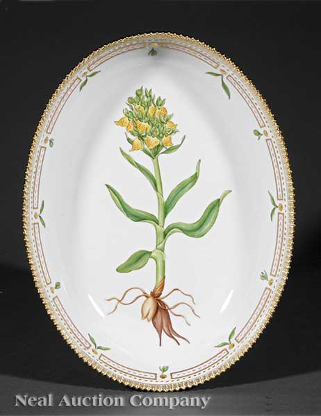 A Royal Copenhagen "Flora Danica"