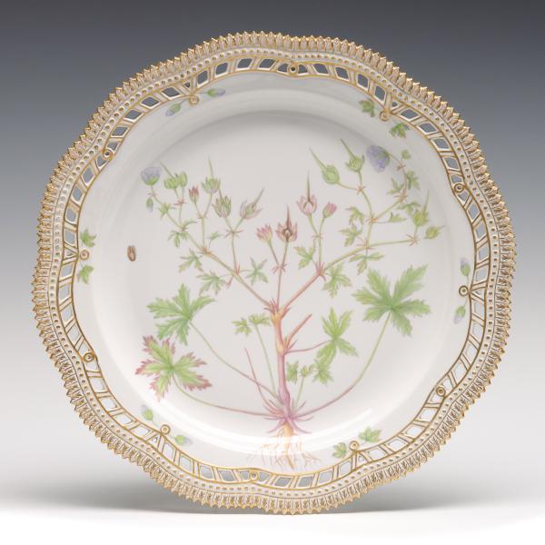 A ROYAL COPENHAGEN FLORA DANICA