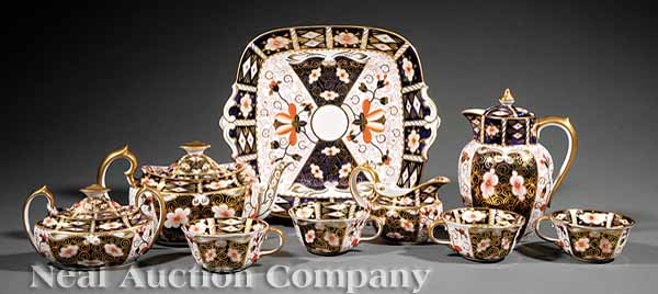 A Royal Crown Derby "Imari" Pattern