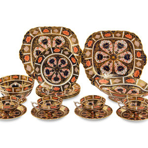 A Royal Crown Derby Old Imari