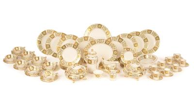 A Royal Crown Derby part dinner and