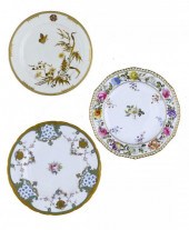 A ROYAL CROWN DERBY PLATE<br /