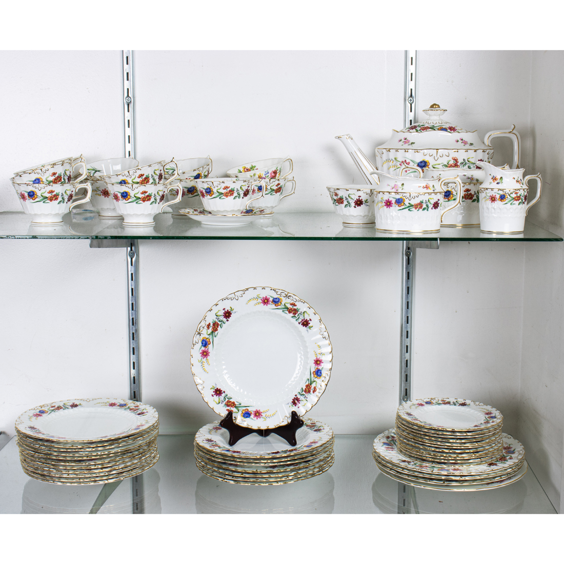 A ROYAL CROWN DERBY PORCELAIN