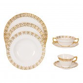 A ROYAL CROWN DERBY PORCELAIN