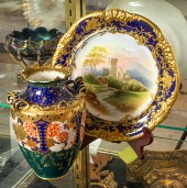 A ROYAL CROWN DERBY PORCELAIN
