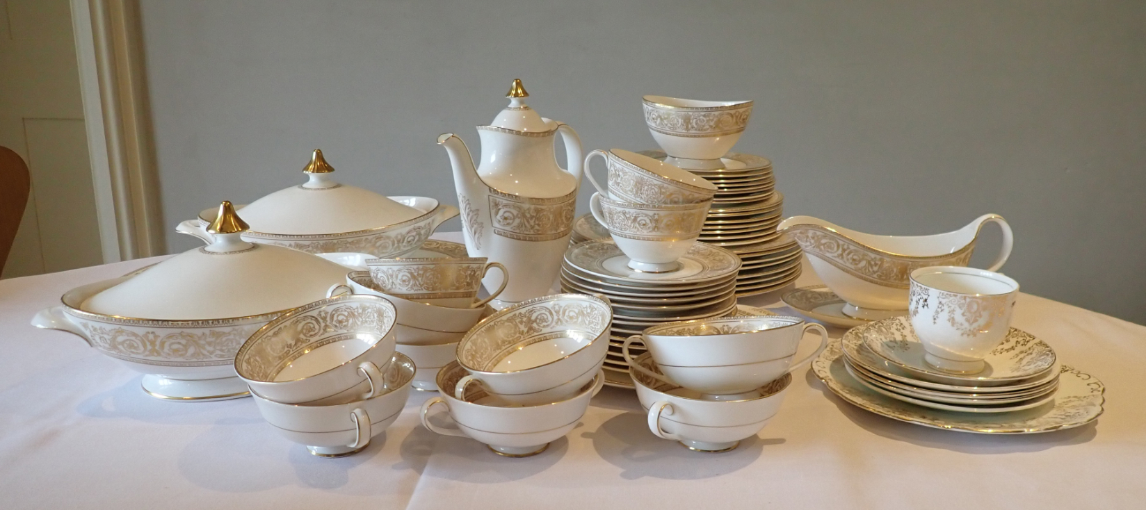 A ROYAL DOULTON BONE CHINA