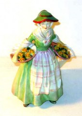 A Royal Doulton figurine    20