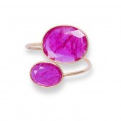 A RUBY AND EIGHTEEN KARAT GOLD