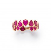 A RUBY AND EIGHTEEN KARAT GOLD