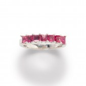 A RUBY AND FOURTEEN KARAT WHIT