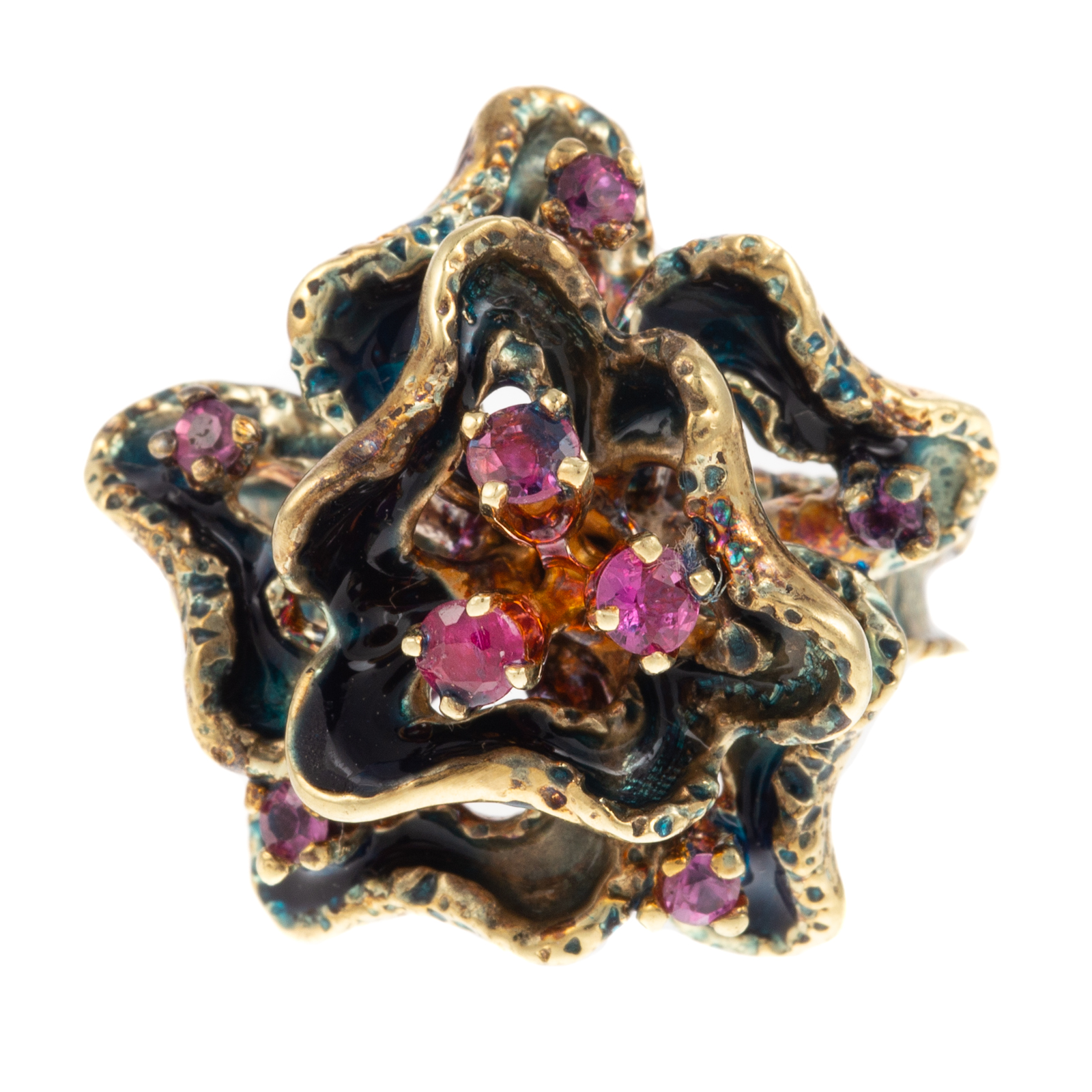 A RUBY & ENAMEL FLOWER RING IN