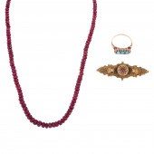 A RUBY NECKLACE, ANTIQUE RING
