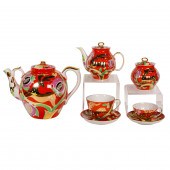 A RUSSIAN DULEVO PORCELAIN ASS