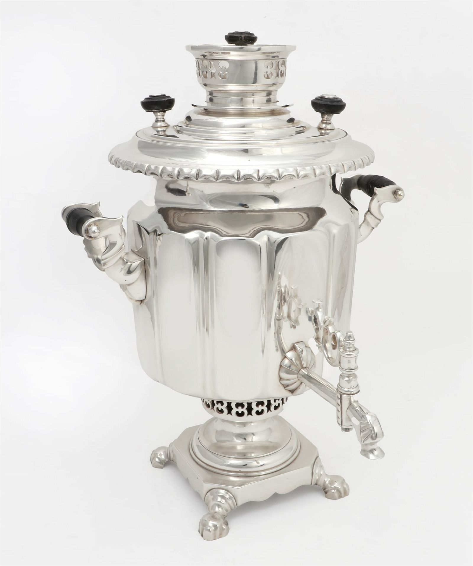 A RUSSIAN SILVERPLATE SAMOVARA