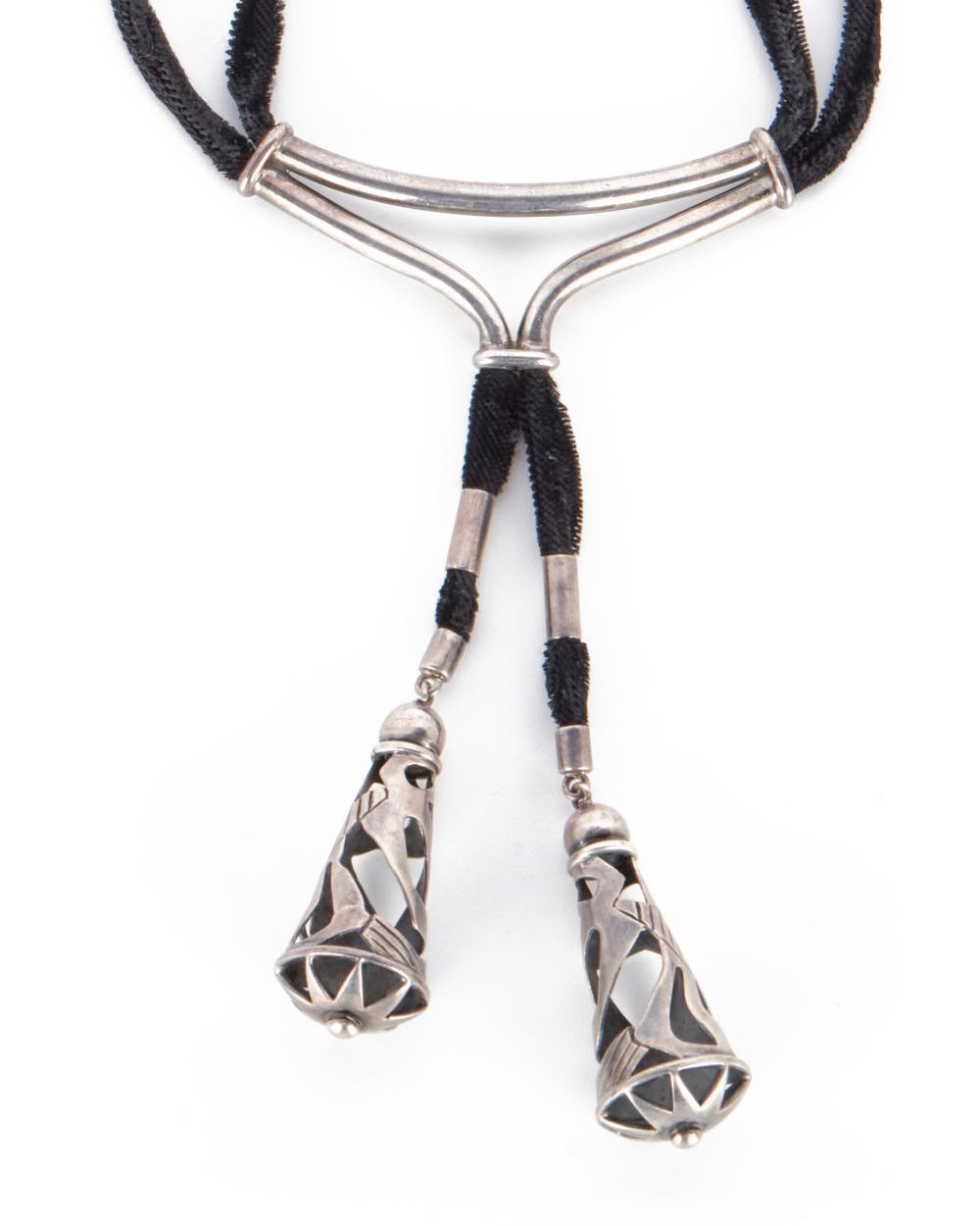 A SALVADOR TERáN STERLING SILVER