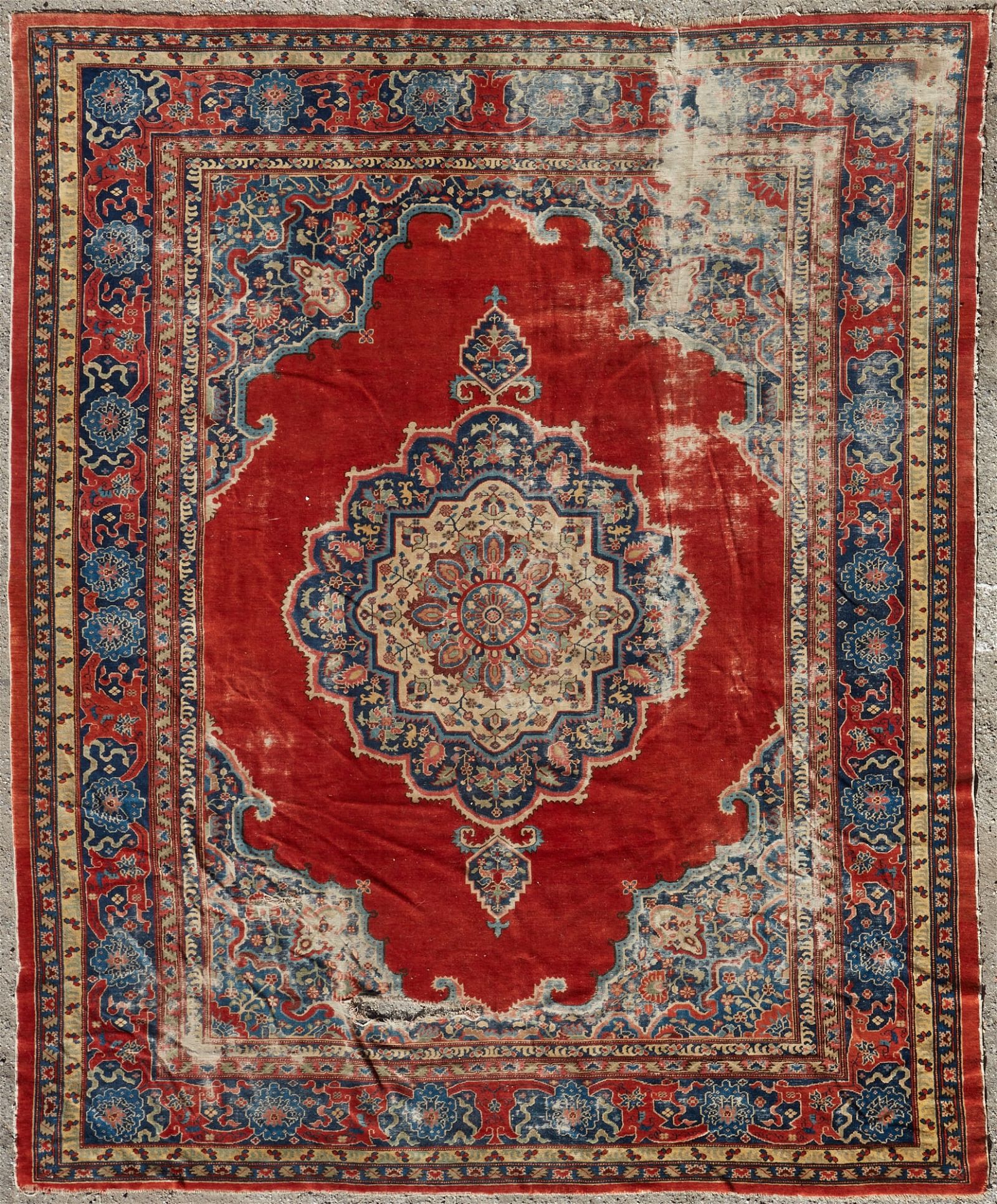 A SAMARKAND OR TABRIZ CARPETA