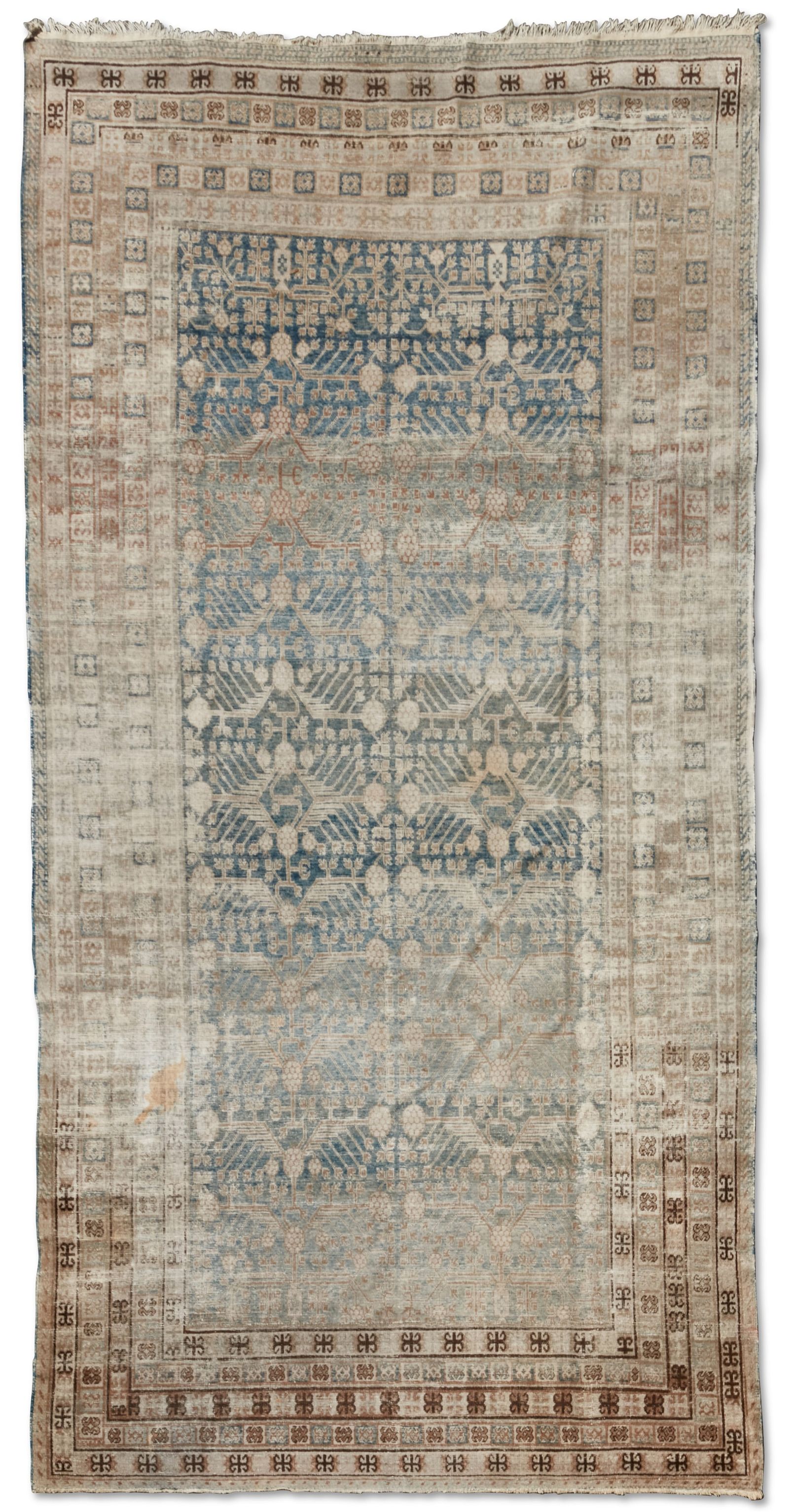 A SAMARKAND RUG, UZBEKISTANA