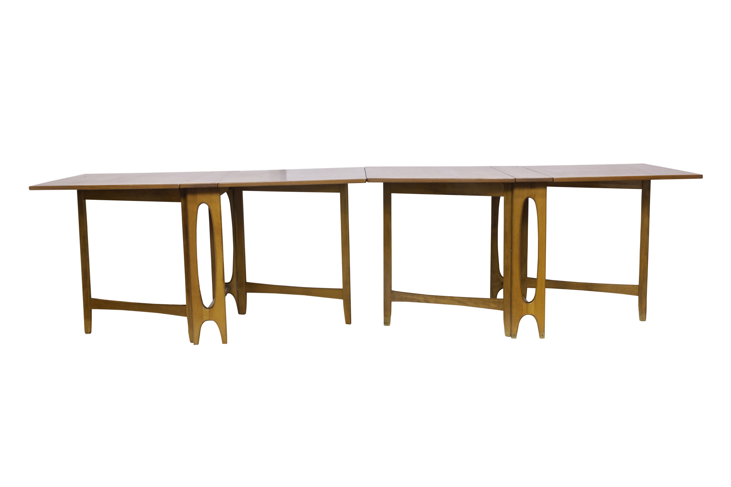 A SCANDINAVIAN MODERN TEAK