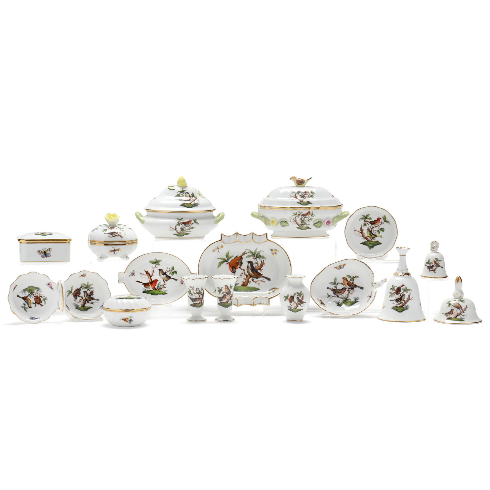 A SELECTION OF (16) HEREND 