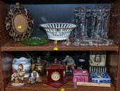 A SELECTION OF DECORATIVE ITEM
