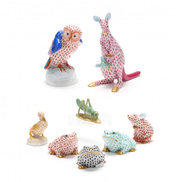 A SELECTION OF EIGHT HEREND