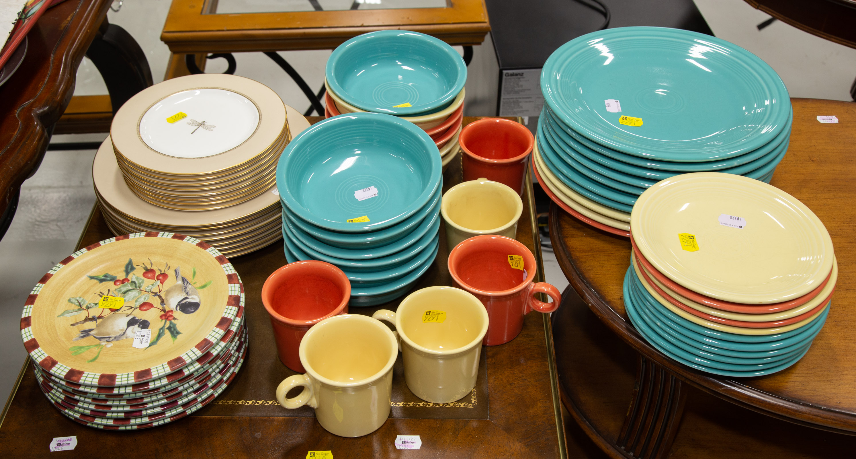 A SELECTION OF FIESTA WARE &