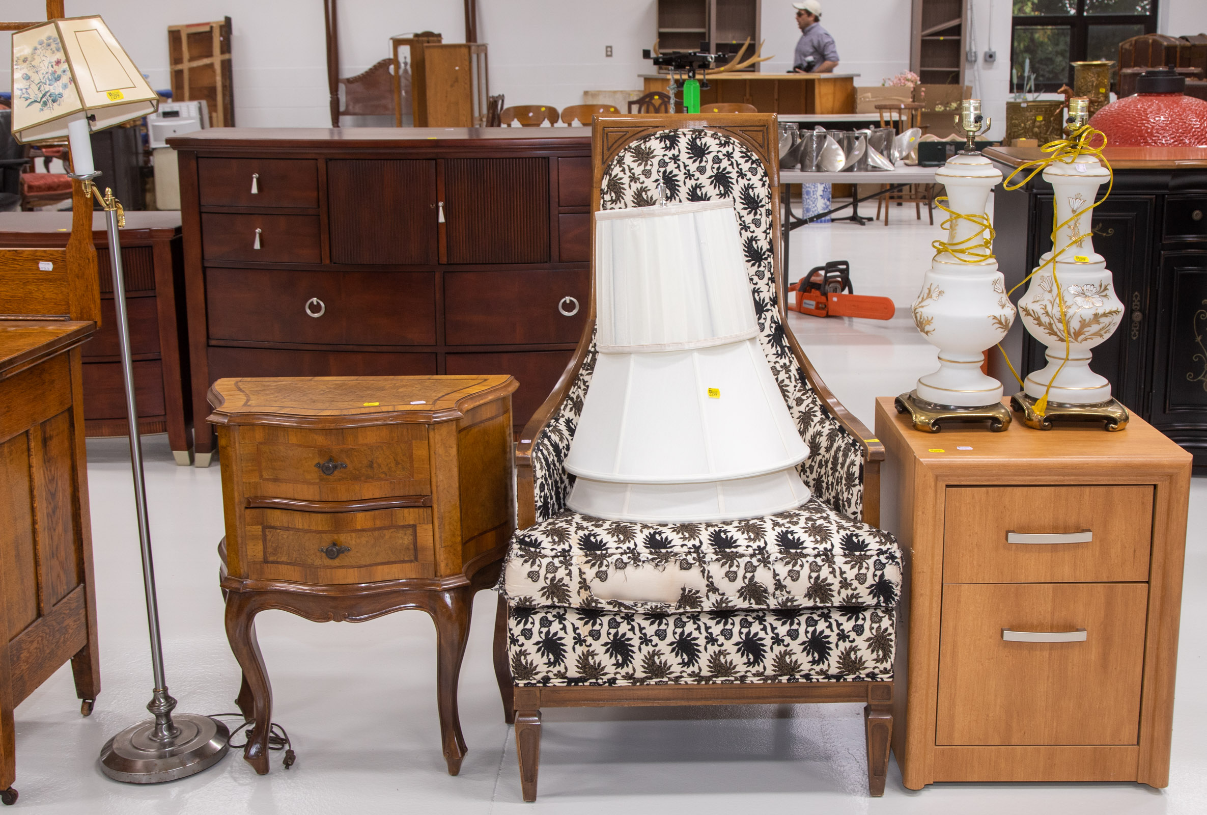 A SELECTION OF FURNITURE