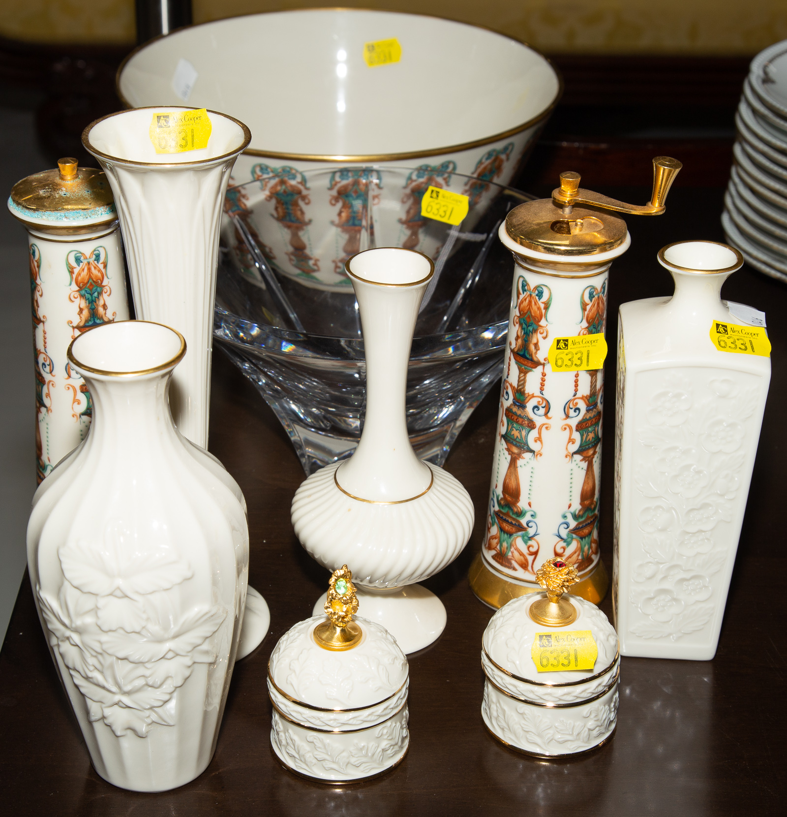A SELECTION OF LENOX PORCELAIN &