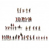 A SELECTION OF MILITARY MINIAT