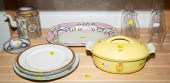 A SELECTION OF PORCELAIN ITEMS