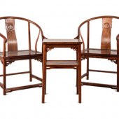 A Set of Chinese Horseshoe-Bac