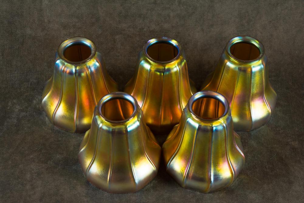 A SET OF FIVE STEUBEN AURENE