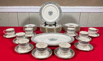 A set of gold band Lenox Autumn